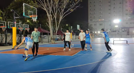 Jogo de basquete entre a equipe de produção LEDFUL e equipe de vendas e engenheiro e marketing Union